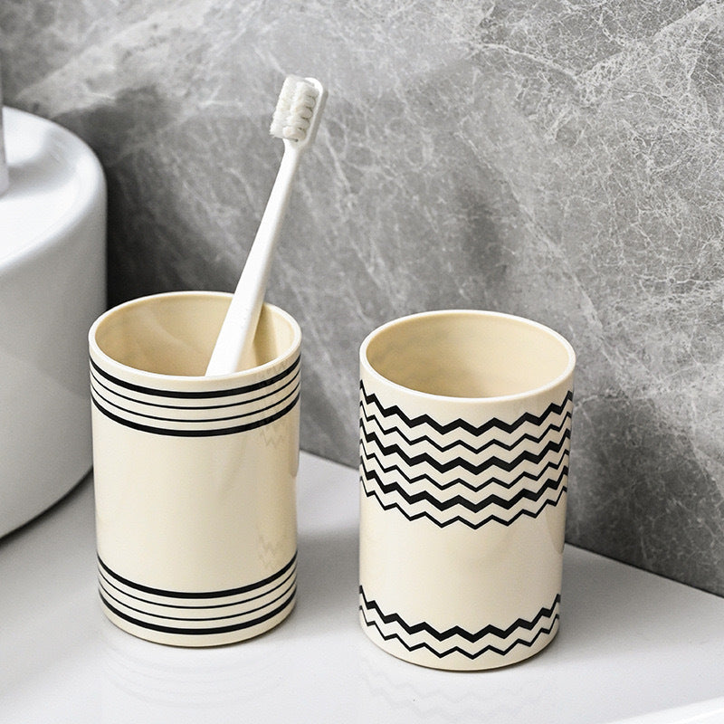 British-style high-value couple mouthwash cup, student and household premium anti-mildew and antibacterial plastic cup, toothbrush cup